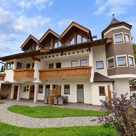 Tyrolean With Terrace *
